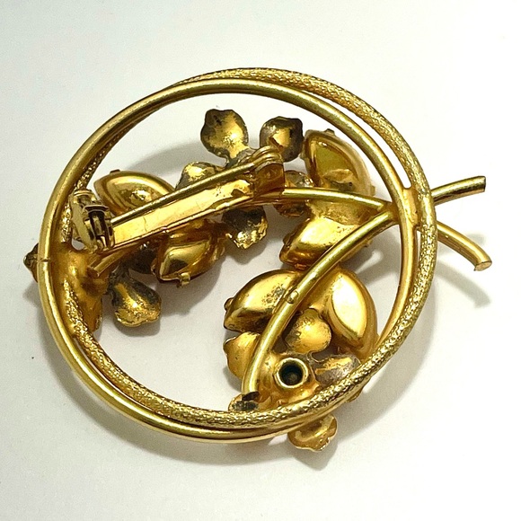 Vintage gold tone amber stone Brooch and Earrings Set - Picture 6 of 7